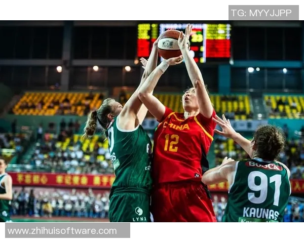 中国队迎战立陶宛篮球强敌力争在国际赛场上再创佳绩